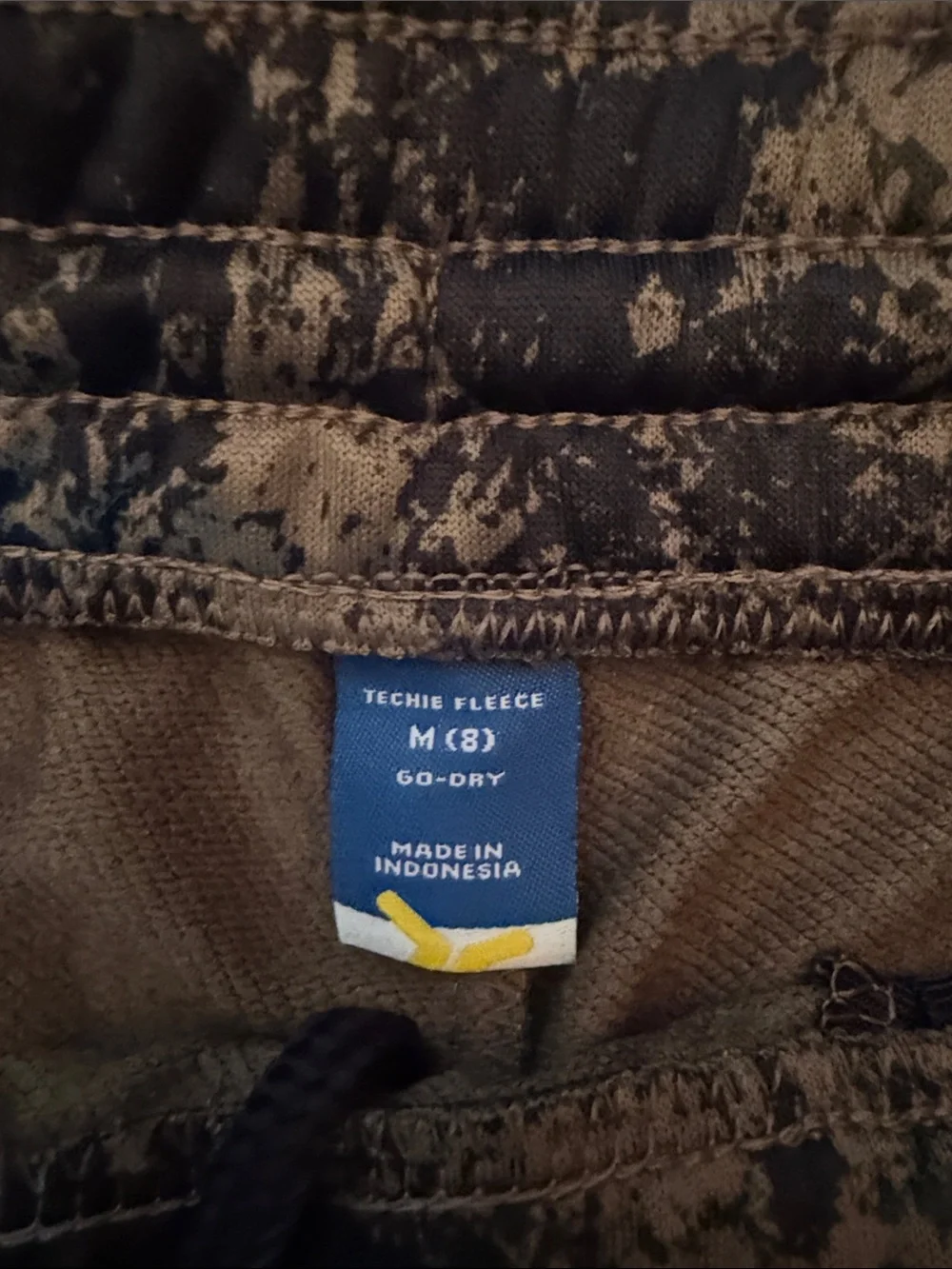 Old Navy Boys Olive Camo Knit Jogger Pants - youth medium (8)